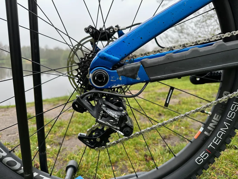 2ndHand Trek Session 9 X01 R1 Downhill Bike Deep Deep Dark Blue/Alpine Blue Fade-4